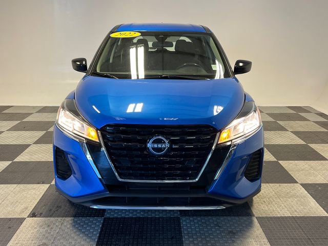 Used 2022 Nissan Kicks S FWD image 2