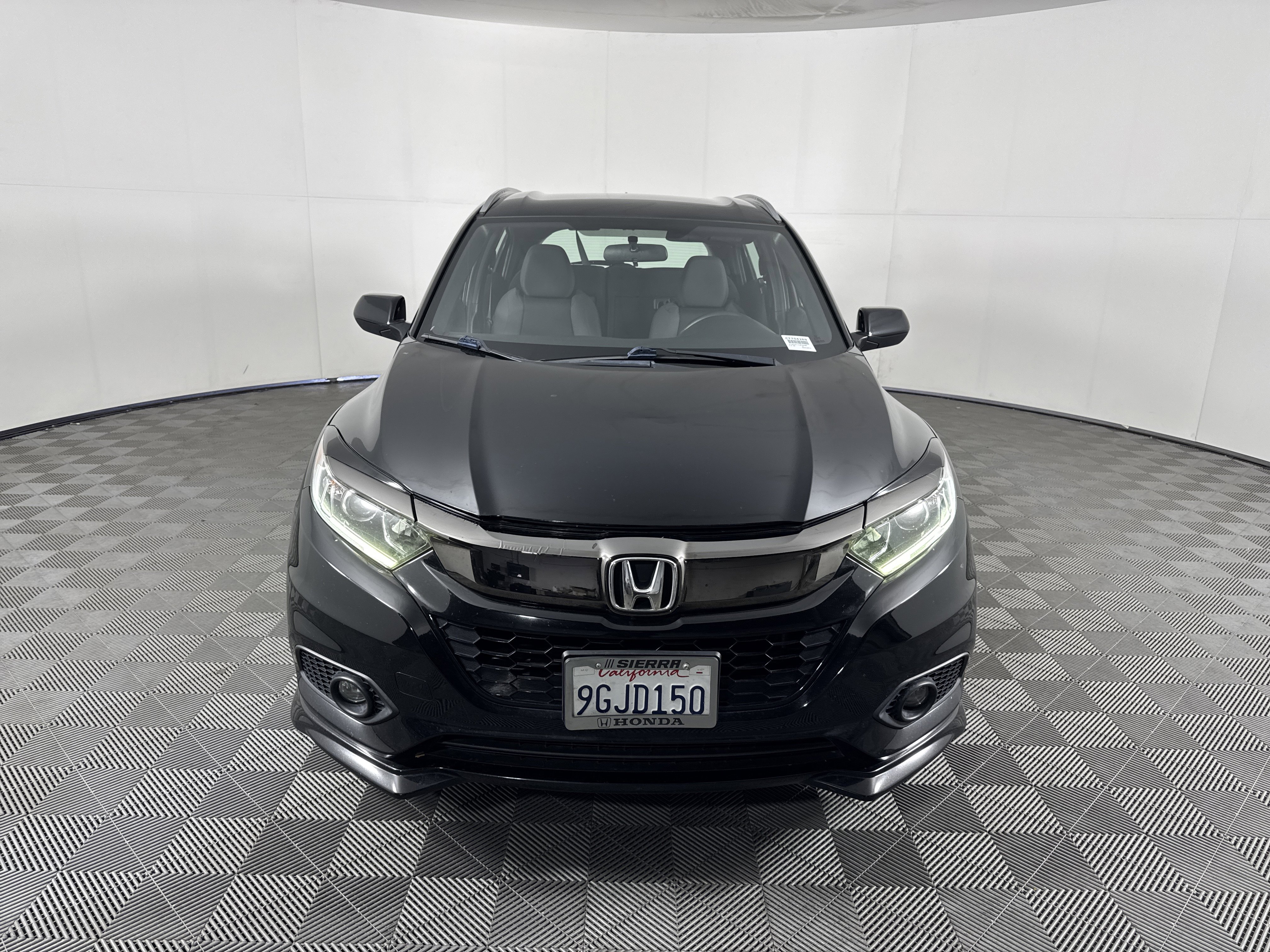 Used 2020 Honda HR-V Sport image 9