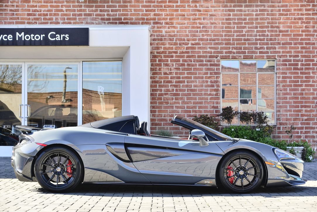 Used 2020 McLaren 600LT Spider RWD image 3