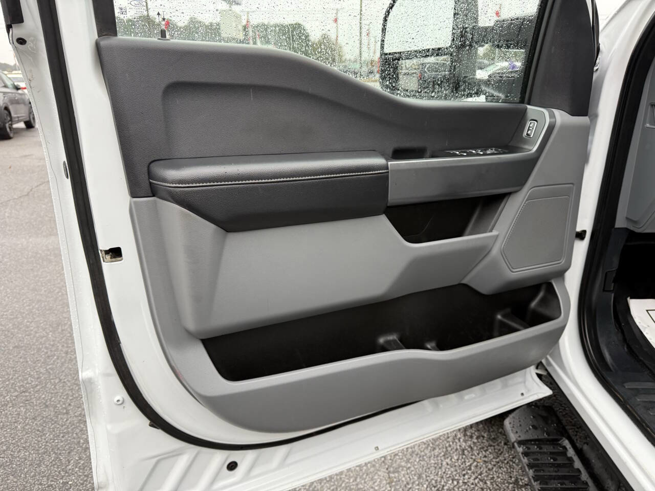 Used 2024 Ford F350 XLT image 15