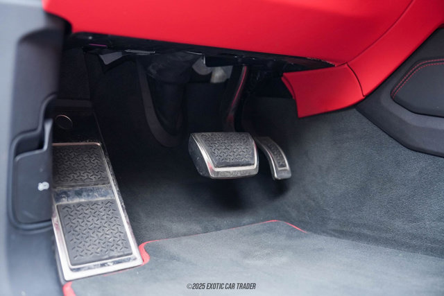 Used 2019 Lamborghini Urus image 46