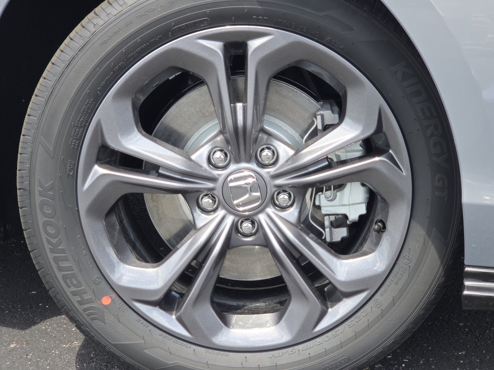 New 2026 Honda Accord EX-L image 11