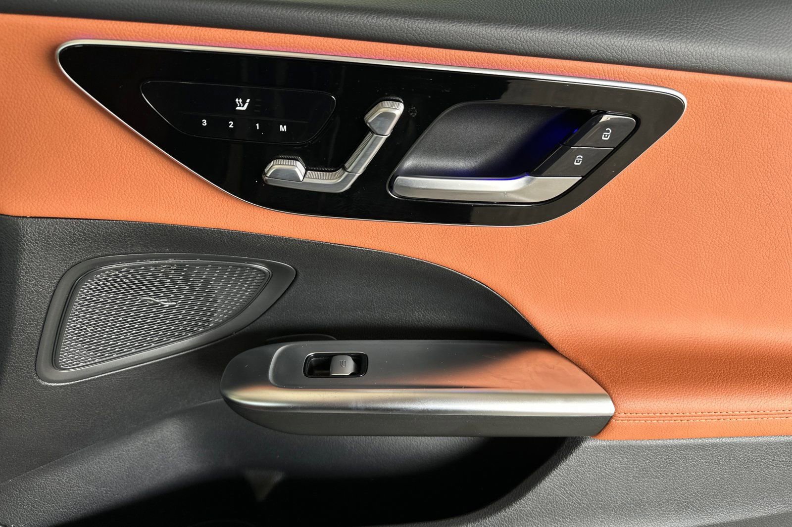 Certified 2023 Mercedes-Benz C 300 Sedan image 21