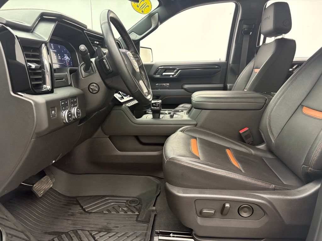 Used 2024 GMC Sierra 1500 AT4 w/ AT4 Premium Package AWD/4WD image 17