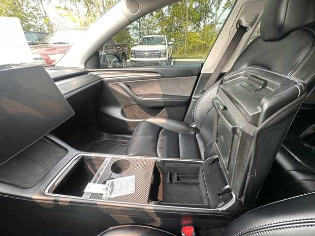 Used 2023 Tesla Model Y Long Range AWD/4WD image 24