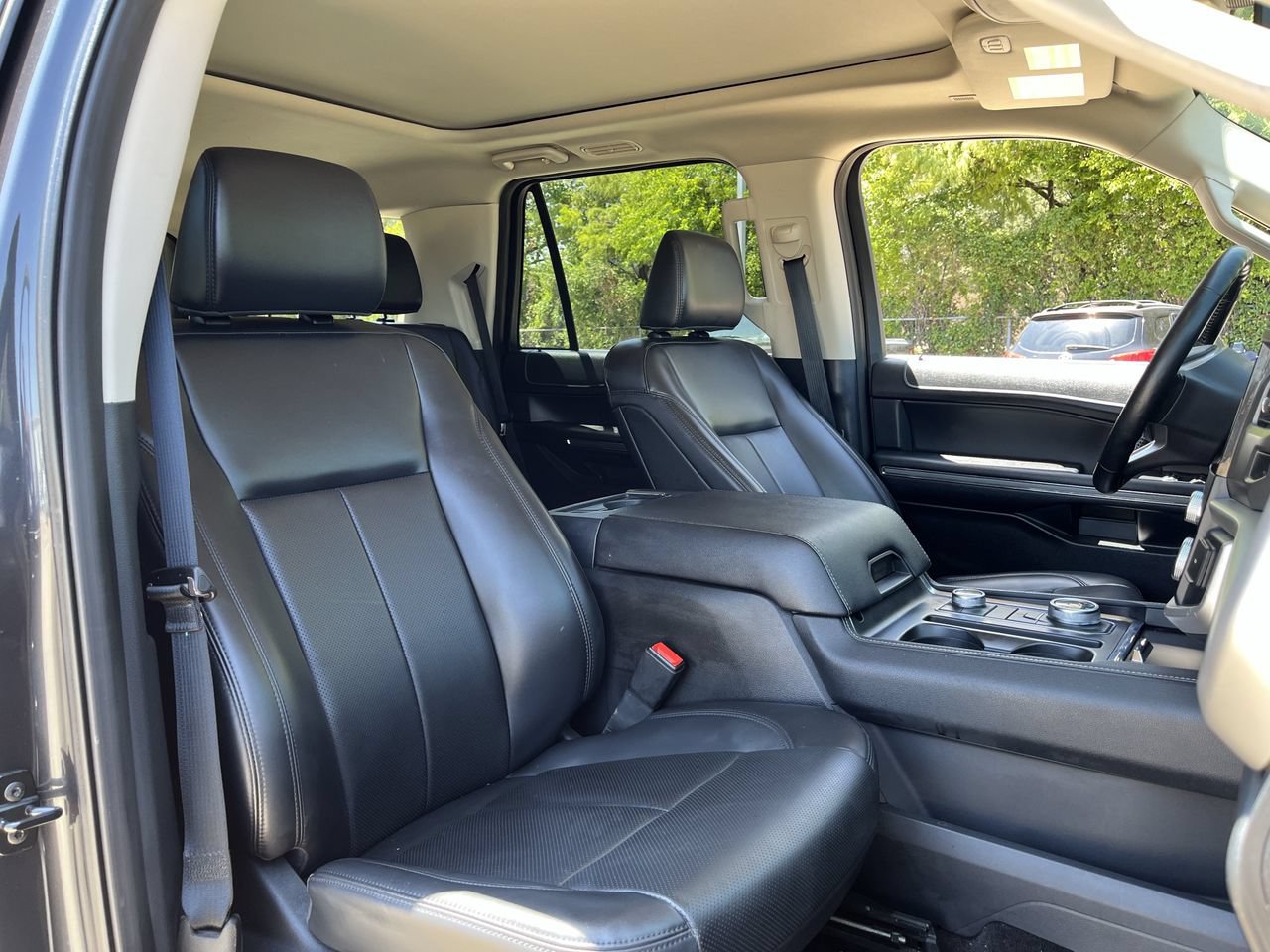 Used 2022 Ford Expedition XLT AWD/4WD image 25