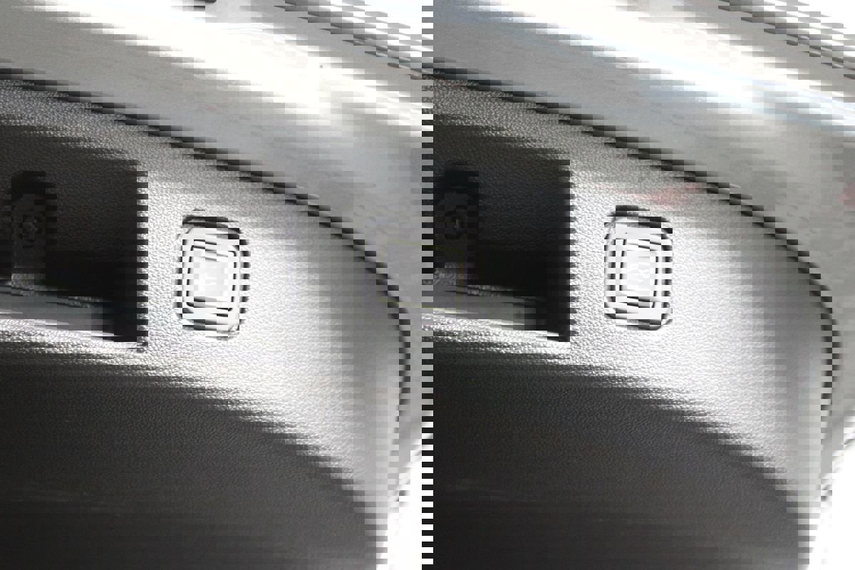 Used 2024 Chevrolet Blazer EV LT image 26