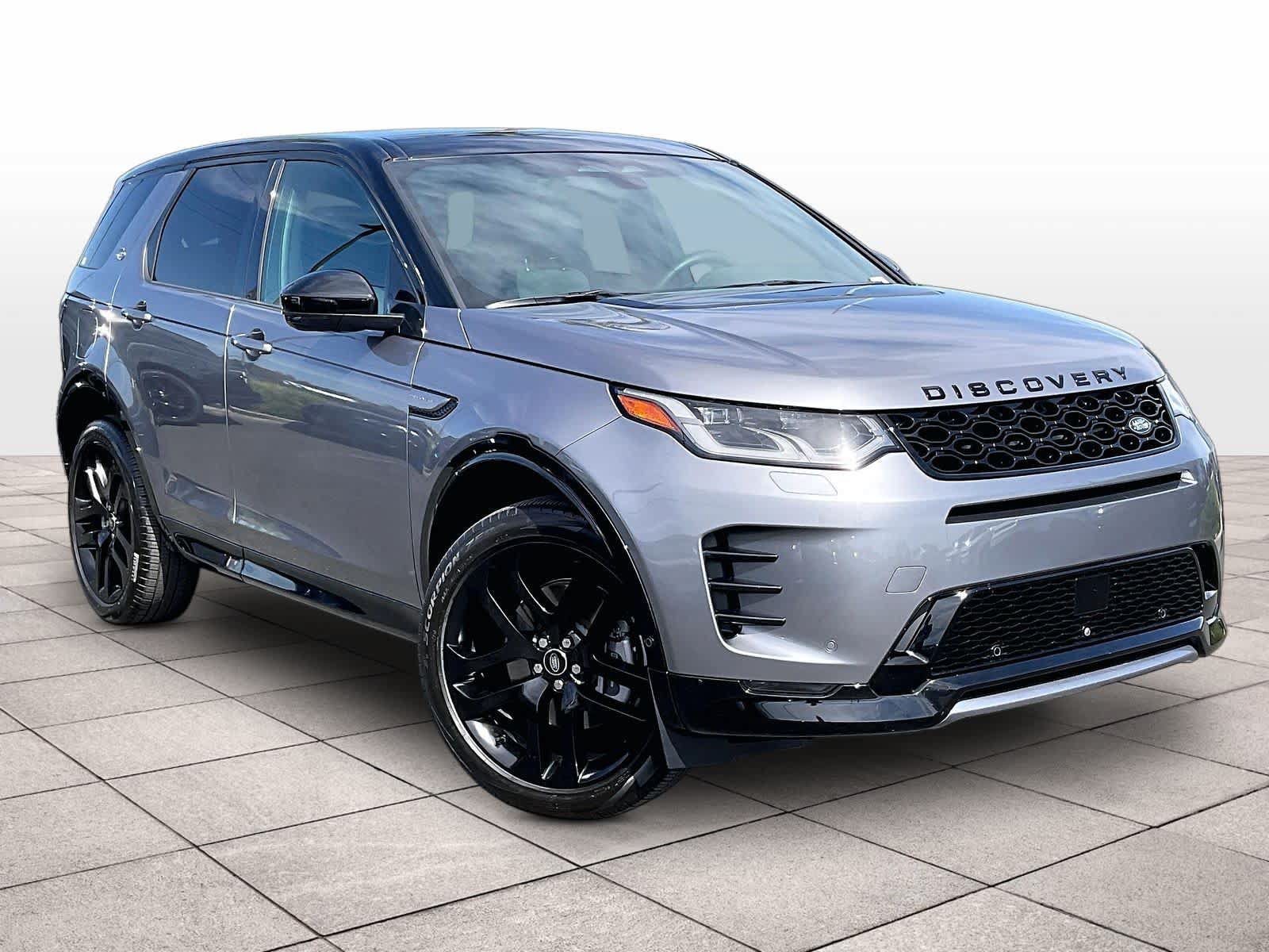 Used 2025 Land Rover Discovery Sport Dynamic SE AWD/4WD image 2
