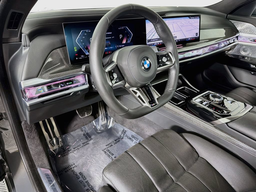 Used 2023 BMW 760i xDrive w/ Luxury Rear Seating Package AWD/4WD image 9