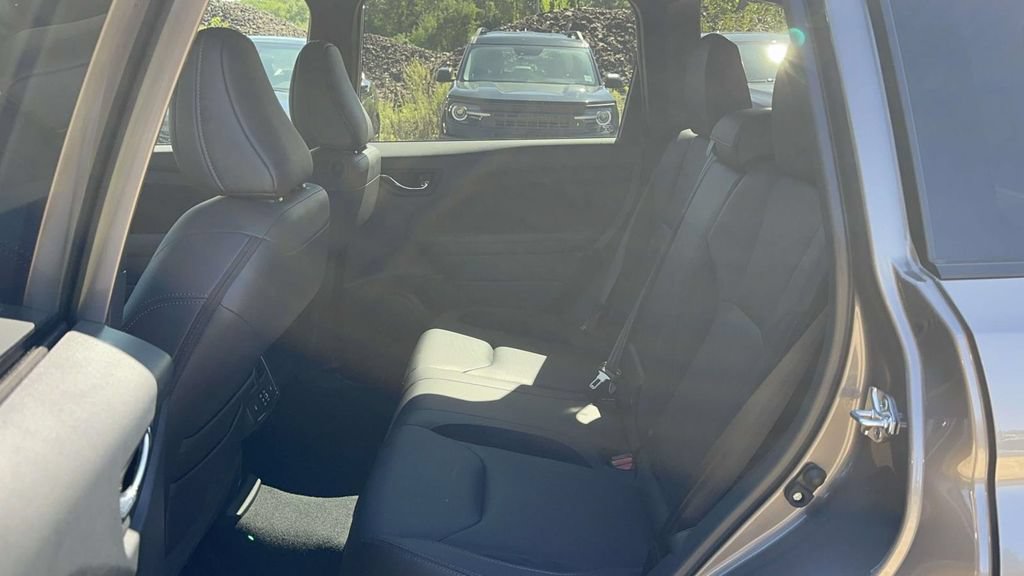 Certified 2025 Subaru Forester Touring w/ Touring Package AWD/4WD image 12