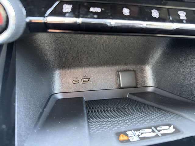 New 2026 Chevrolet Traverse LT w/ Sun and Wheel Package image 36