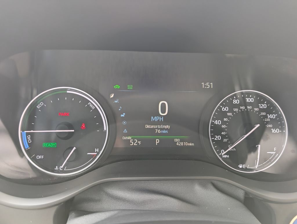 Used 2022 Toyota Sienna Limited image 34