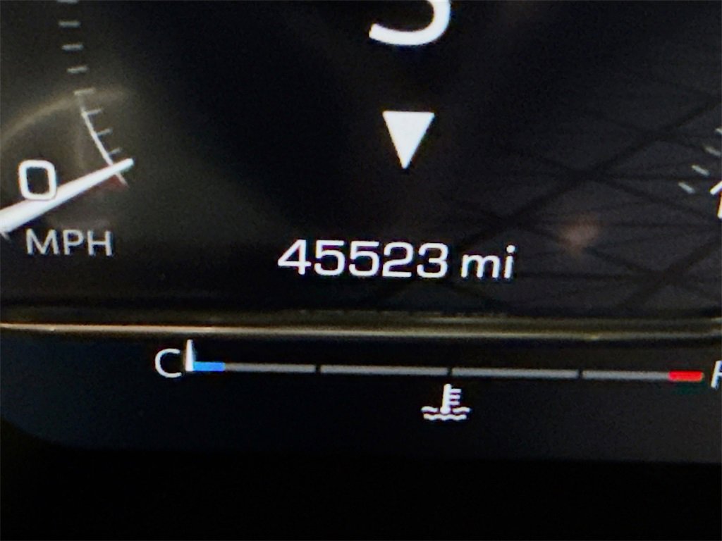 Used 2025 GMC Sierra 1500 SLT image 4