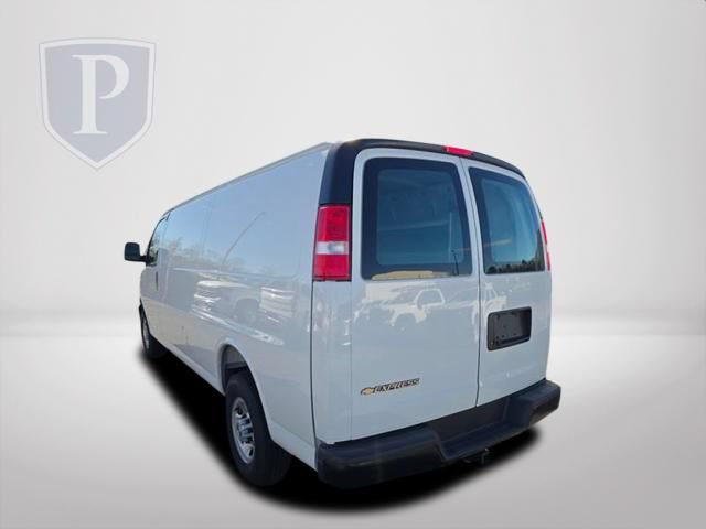 New 2025 Chevrolet Express 2500 Extended w/ Driver Convenience Package RWD image 8