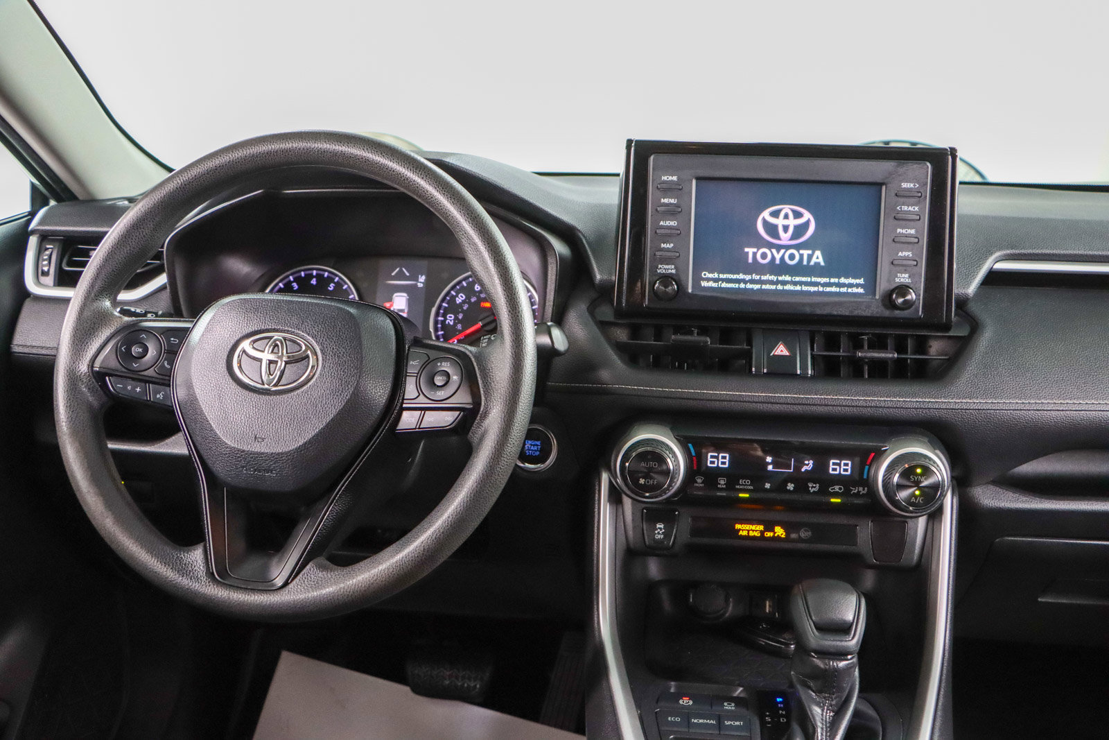 Used 2019 Toyota RAV4 XLE image 17