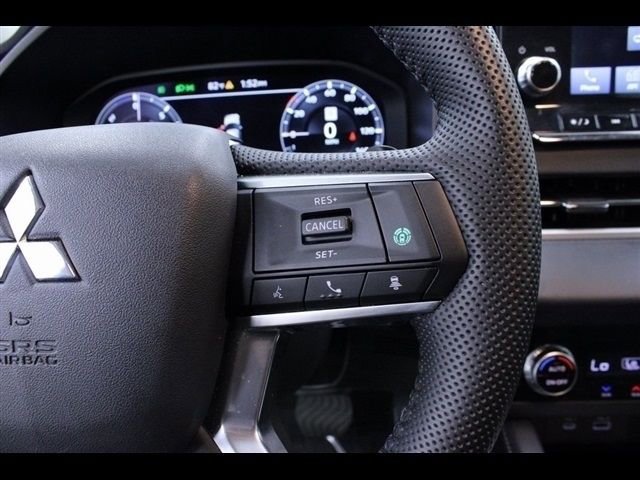 Used 2023 Mitsubishi Outlander SEL image 22