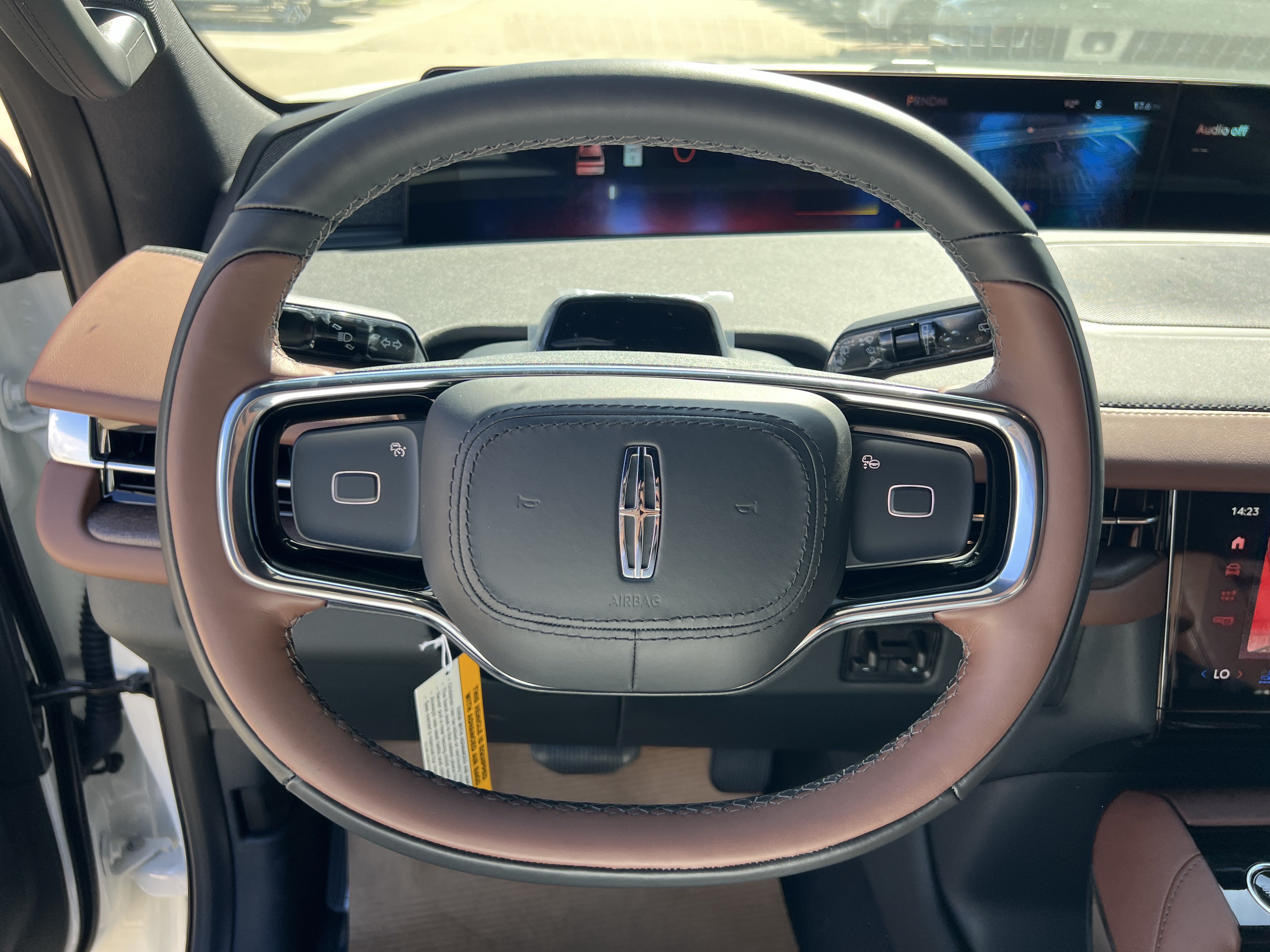 New 2027 Lincoln Navigator L Reserve AWD/4WD image 16