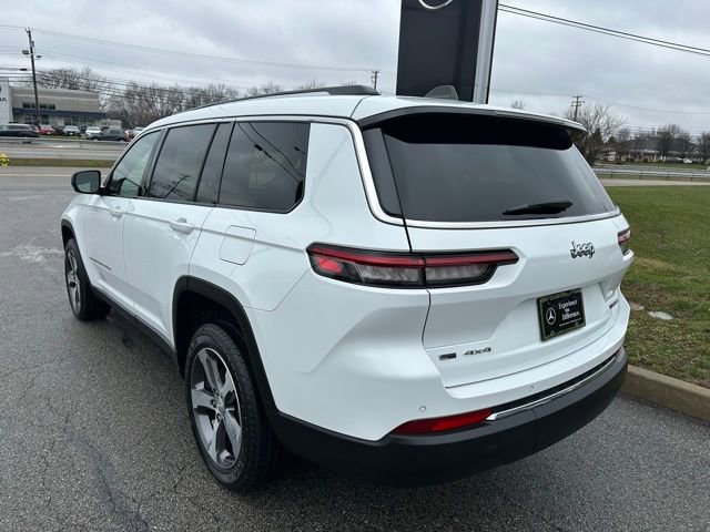 Used 2023 Jeep Grand Cherokee L Limited AWD/4WD image 3