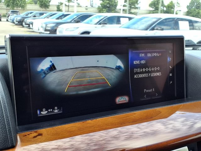 Used 2018 Lexus LX 570 4WD w/ Luxury Package image 11