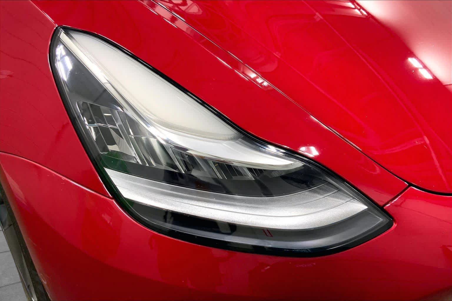 Used 2020 Tesla Model 3 Standard Range RWD image 26