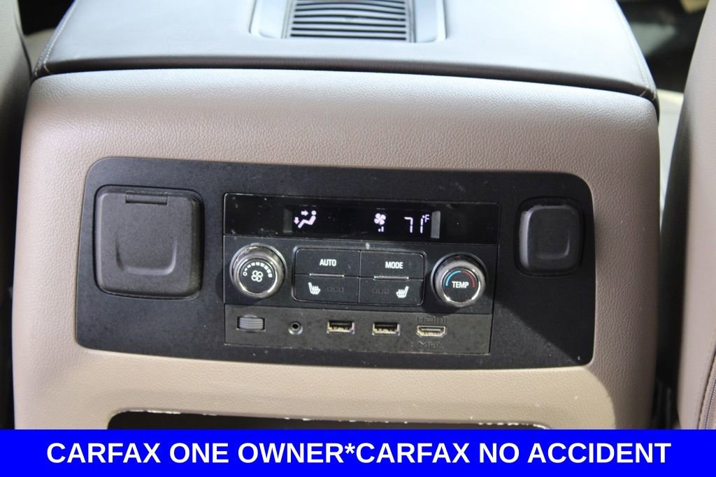 Used 2018 Chevrolet Suburban Premier image 31