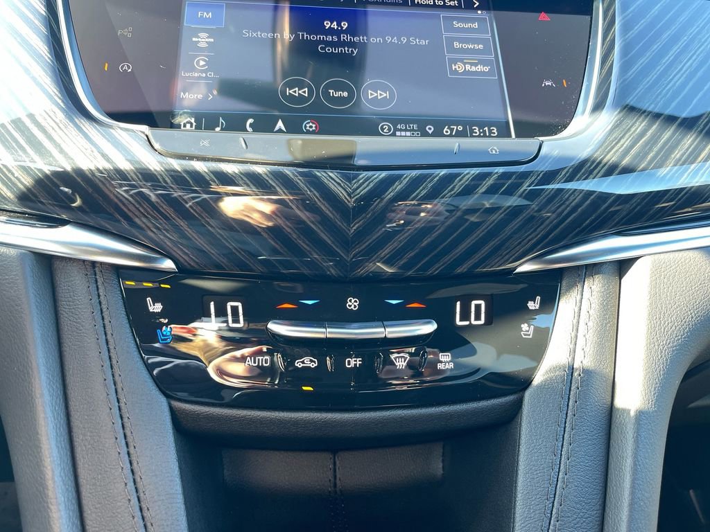 Used 2024 Cadillac XT6 Premium Luxury image 21