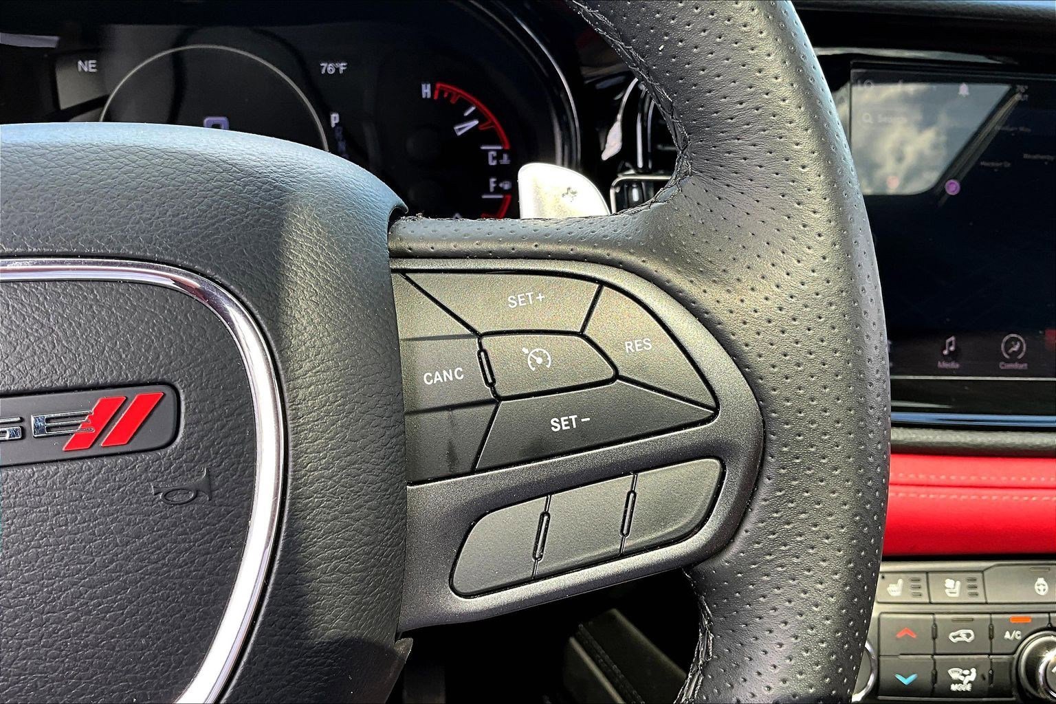 Used 2022 Dodge Durango R/T w/ Tow 'N Go Package AWD/4WD image 12