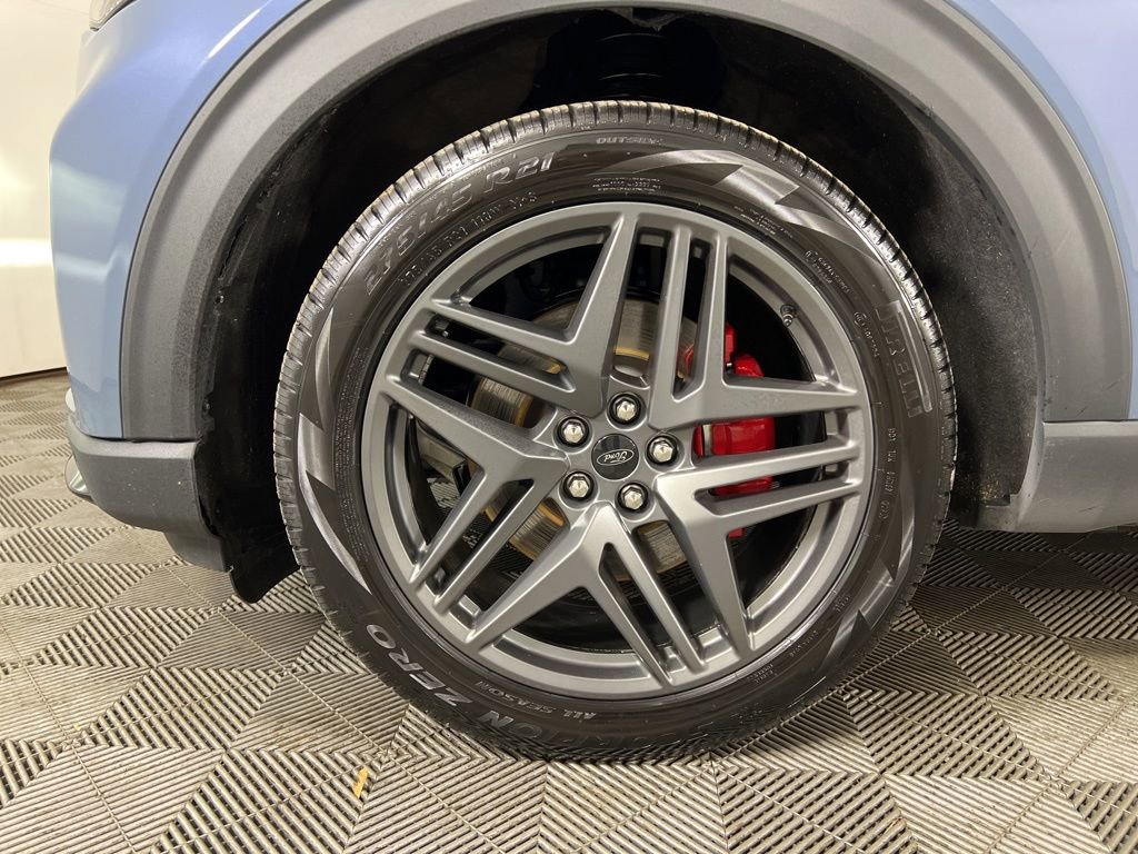 Used 2026 Ford Explorer ST w/ Sun And Sound Package image 25