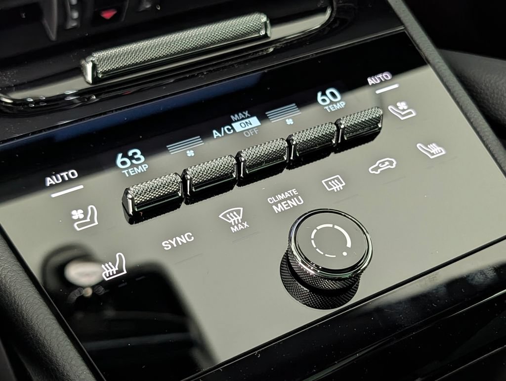 New 2026 Porsche Cayenne AWD/4WD image 34