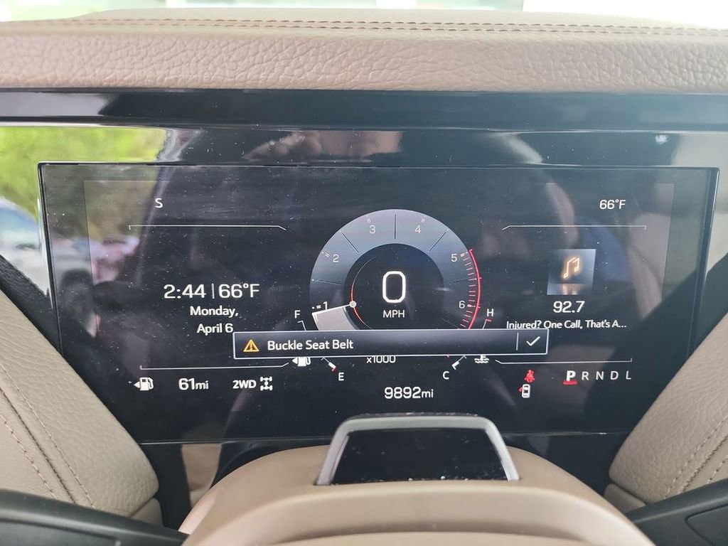 Used 2025 GMC Yukon Denali w/ Denali Reserve Package AWD/4WD image 11