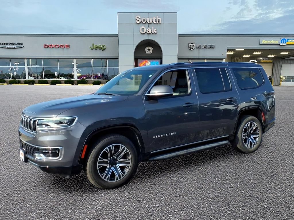 Certified 2022 Jeep Wagoneer Series III w/ Flexible Seating Group AWD/4WD image 4