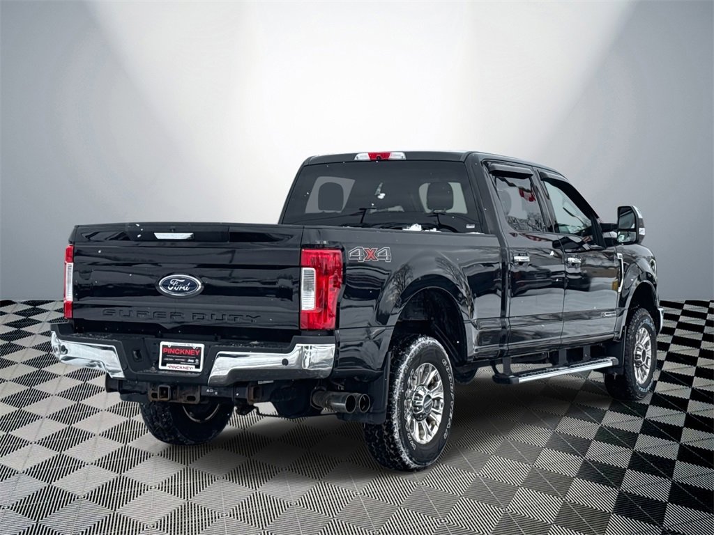 Used 2019 Ford F250 XLT w/ XLT Premium Package image 6