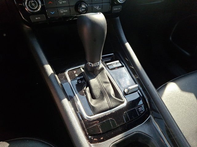 Certified 2024 Jeep Compass Latitude AWD/4WD image 18