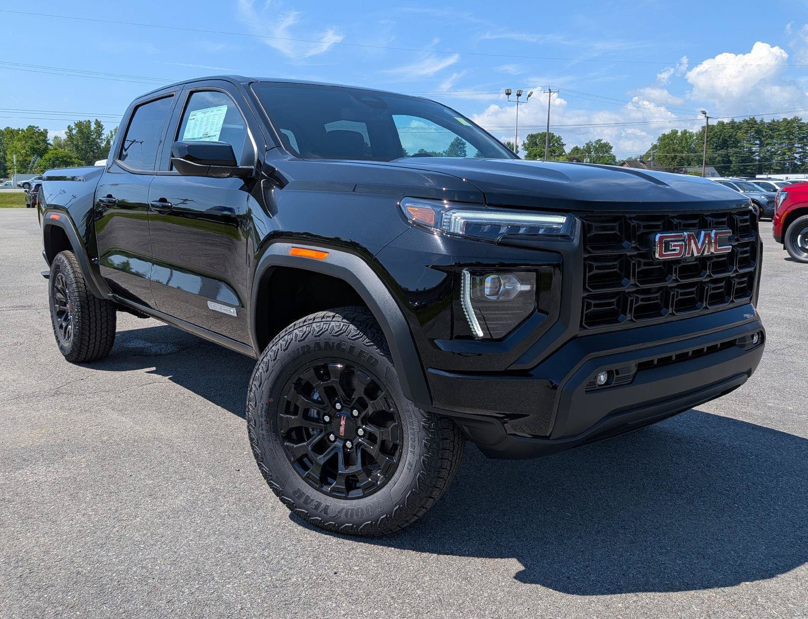 New 2026 GMC Canyon Elevation w/ Convenience Package