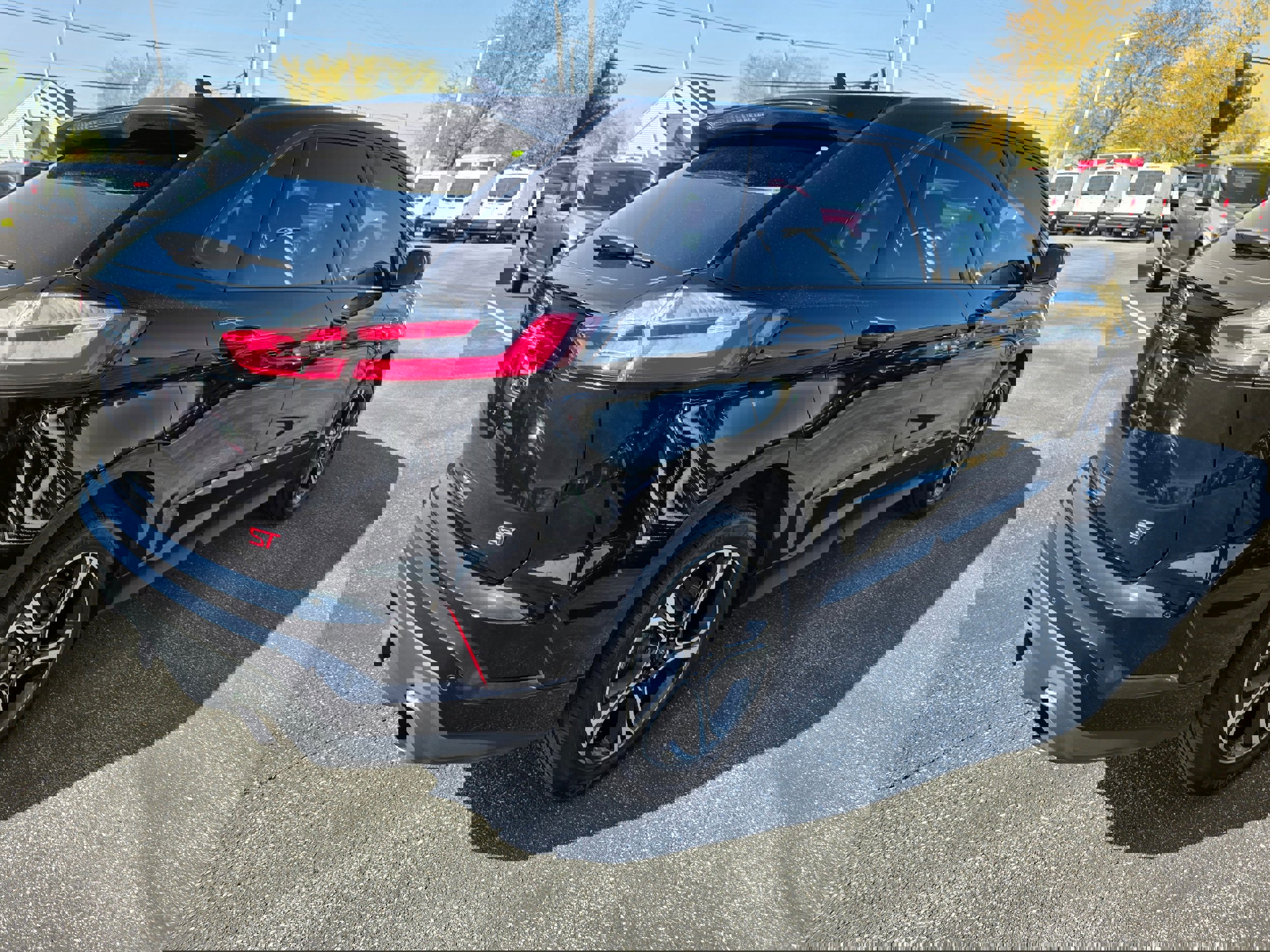 Used 2023 Ford Edge ST AWD/4WD image 5