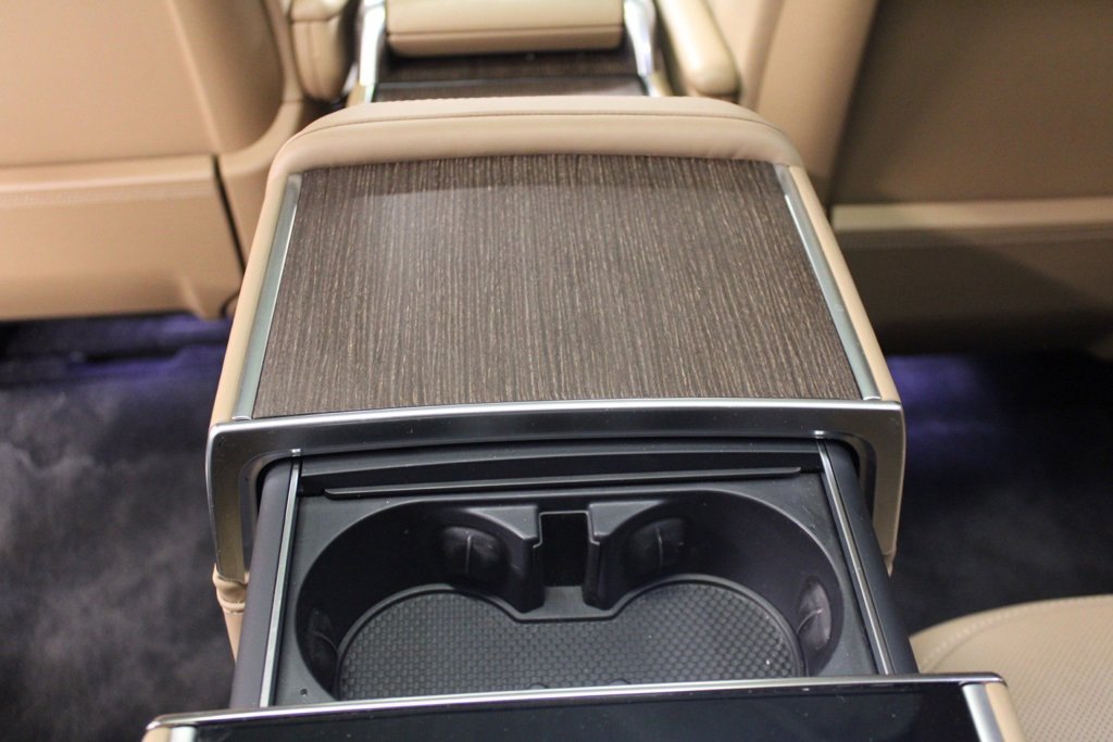 Used 2024 Land Rover Range Rover Long Wheelbase Autobiography image 41