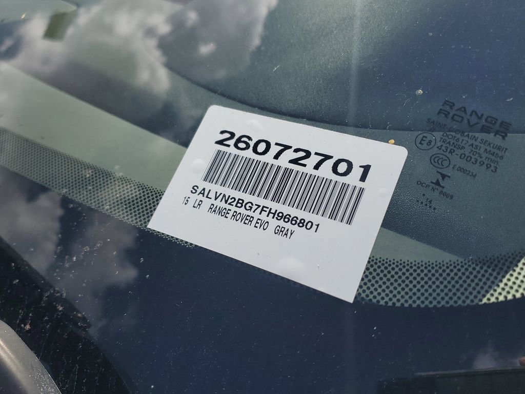 Used 2015 Land Rover Range Rover Evoque Pure image 5