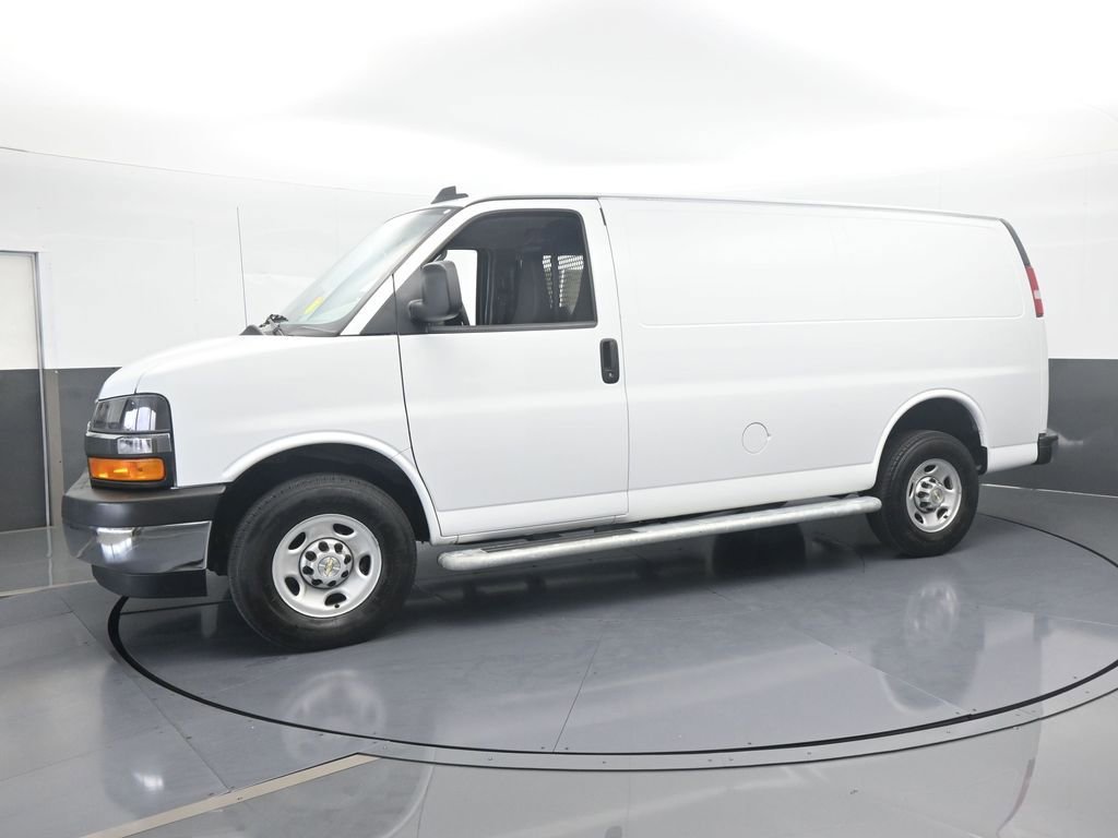 Used 2024 Chevrolet Express 2500 w/ Driver Convenience Package video 2