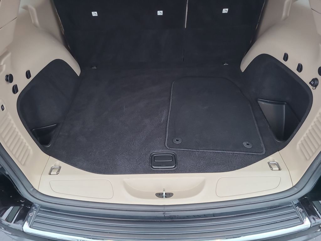 Used 2020 Jeep Grand Cherokee Limited w/ Trailer Tow Group IV image 39