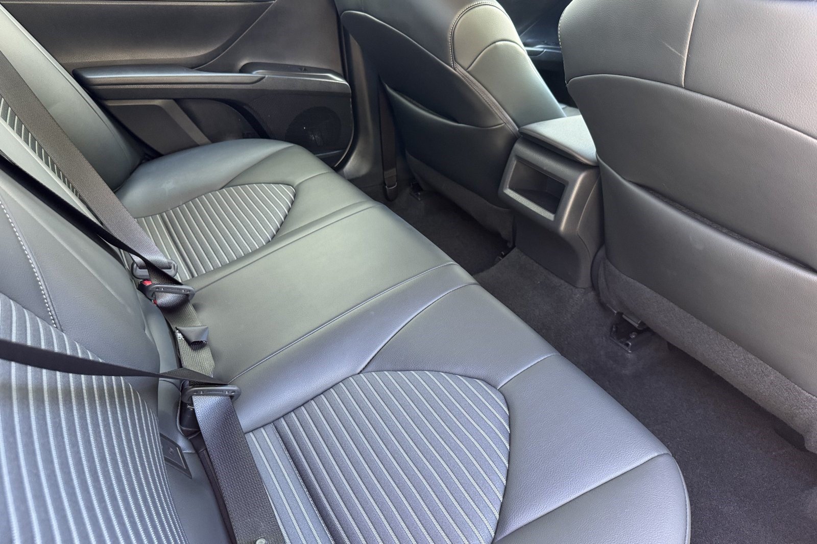Used 2023 Toyota Camry SE FWD image 26