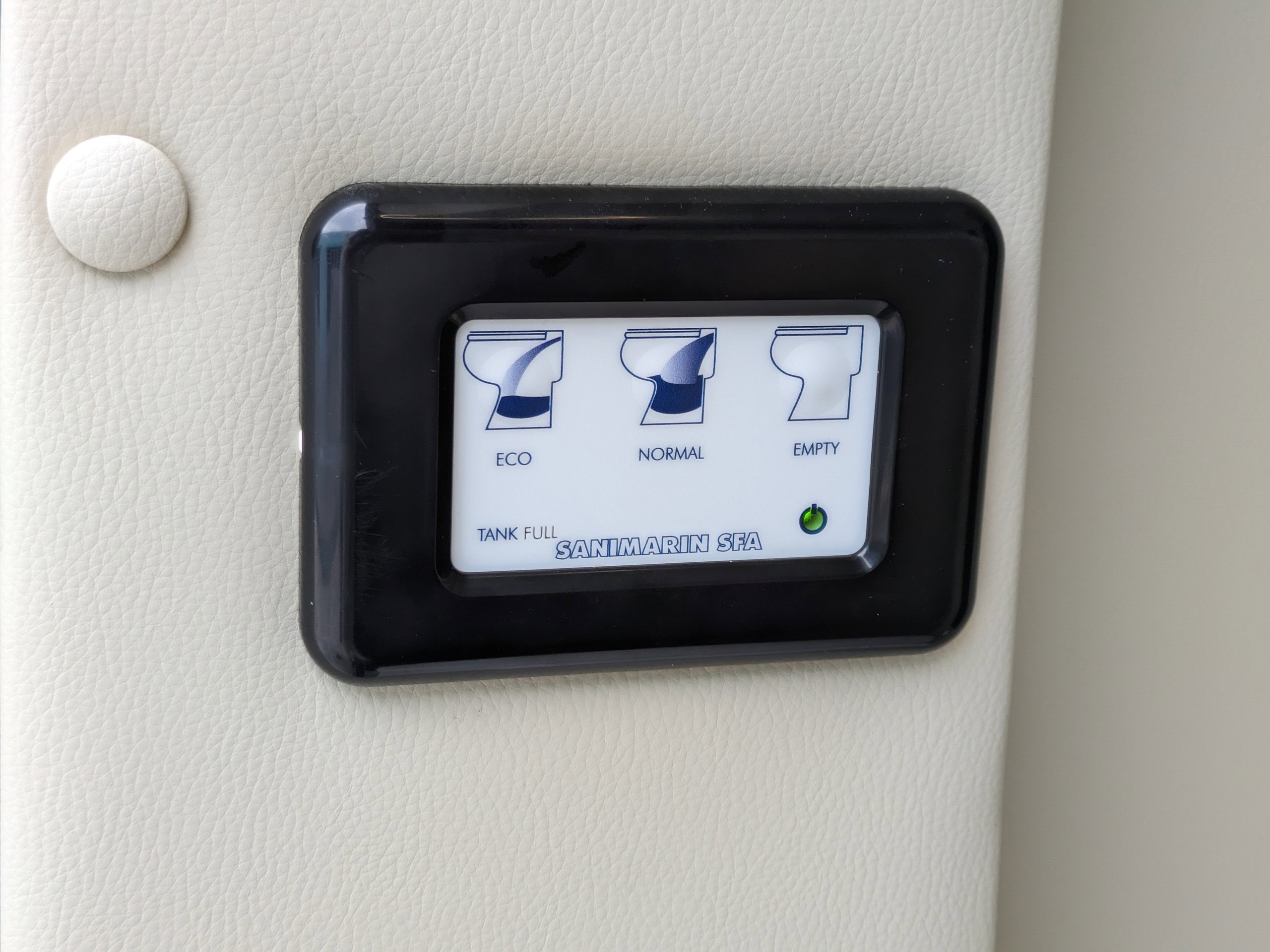 Used 2025 Mercedes-Benz Sprinter 144 Cargo image 25