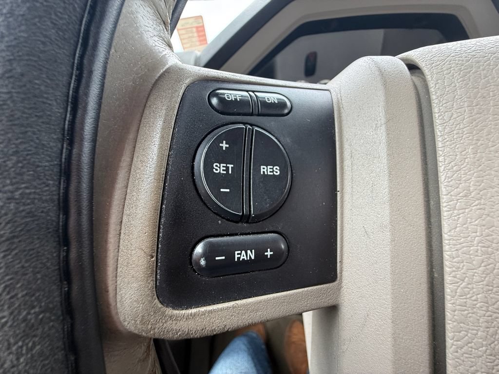 Used 2008 Ford F350 4x4 Crew Cab Super Duty image 15