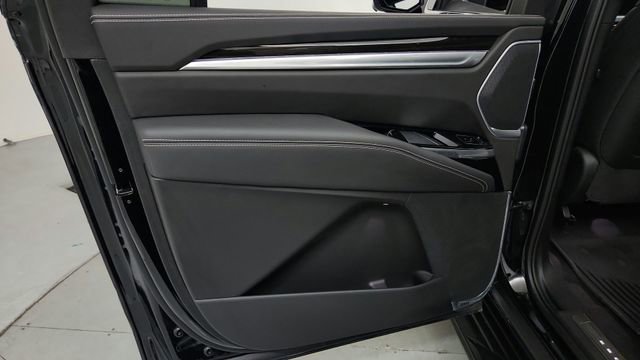 Certified 2025 Cadillac Escalade ESV Premium Luxury w/ LPO, Floor Liner Package image 17