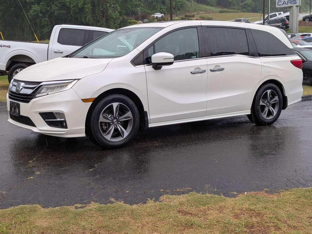 Used 2018 Honda Odyssey Touring image 2