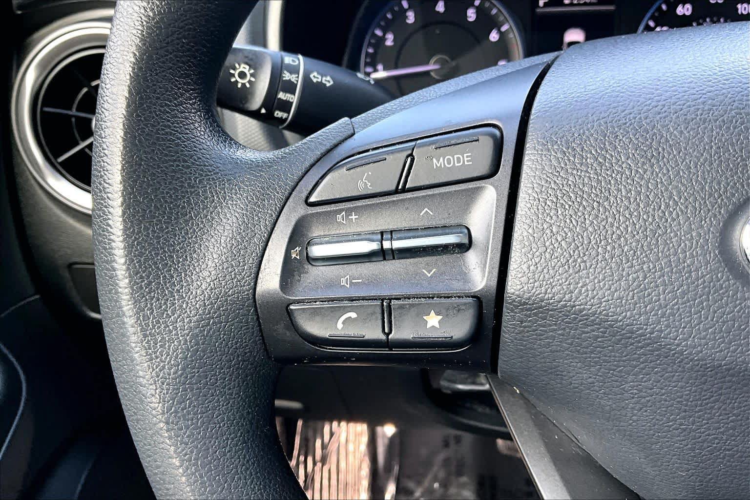 Used 2023 Hyundai Kona SEL AWD/4WD image 24