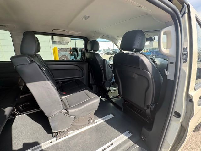 Used 2019 Mercedes-Benz Metris Passenger image 25