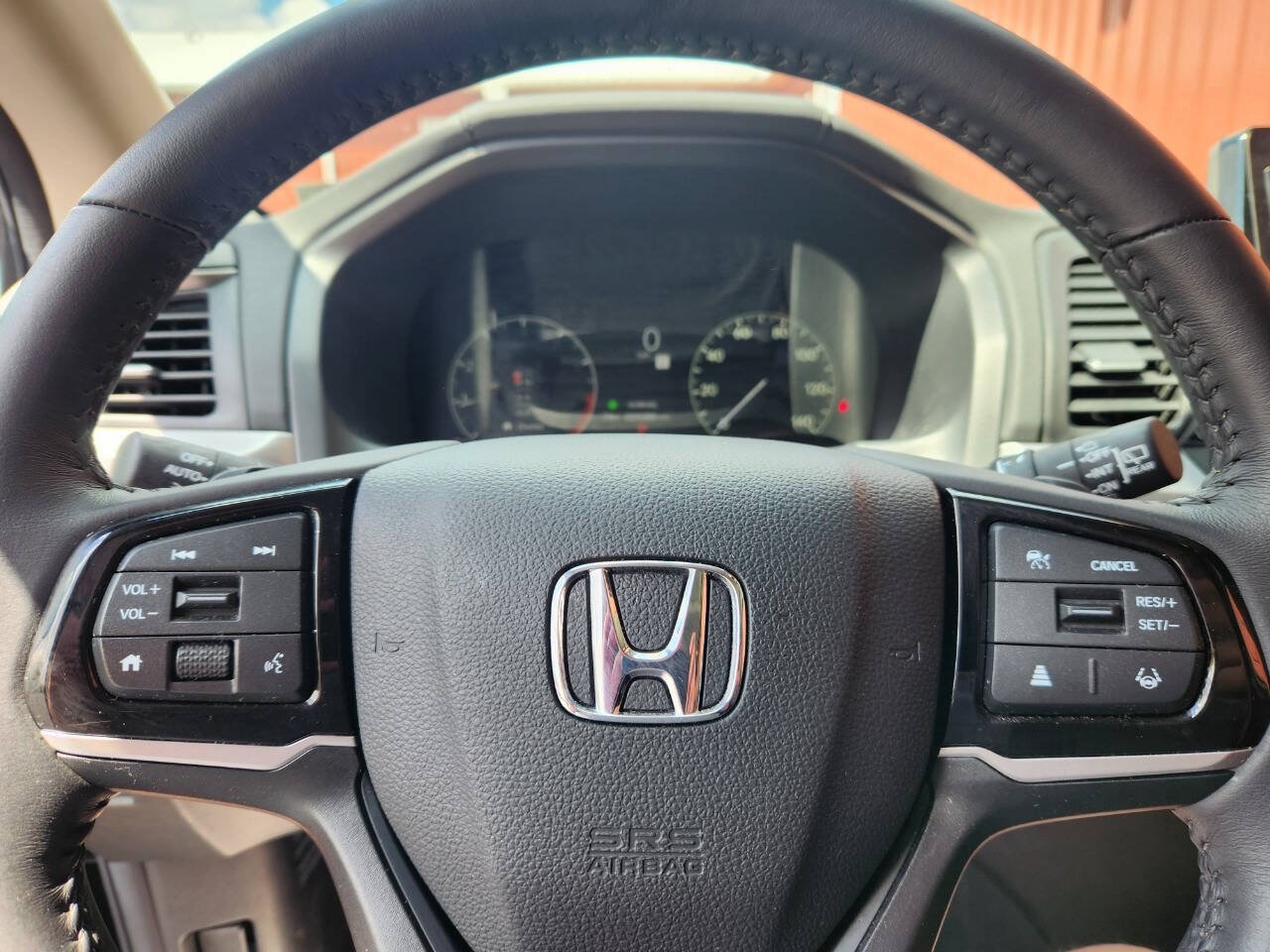 Used 2025 Honda Odyssey EX-L image 19