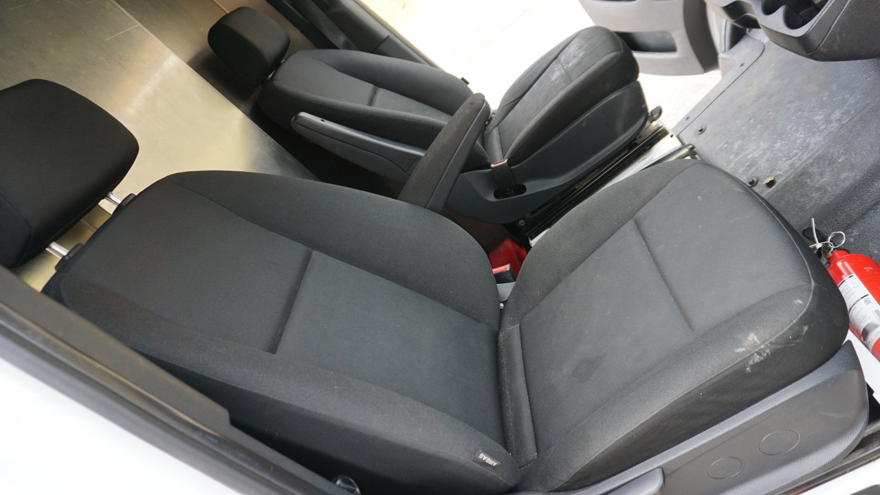 Used 2019 Freightliner Sprinter 170 image 17