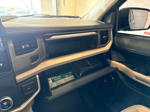 Used 2022 Ford Expedition Limited image 38