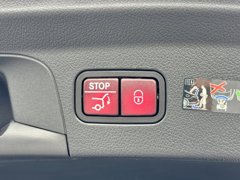 New 2025 Mercedes-Benz GLE 53 AMG 4MATIC Coupe image 16